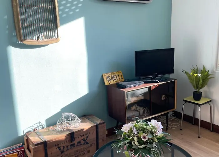 La Maison Vintage A Montreuil Sur 3 - Jardin - 6 Personnes - Wifi 펜션 *