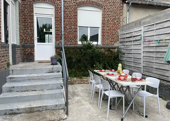 La Maison Vintage A Montreuil Sur 3 - Jardin - 6 Personnes - Wifi 펜션 *